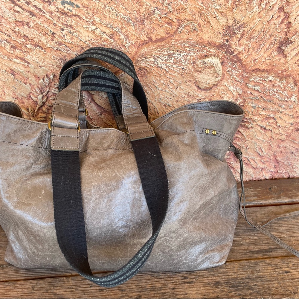 Isabel Marant. Stylish Gray Leather Bag with Straps. Gorgeous. New,never used.